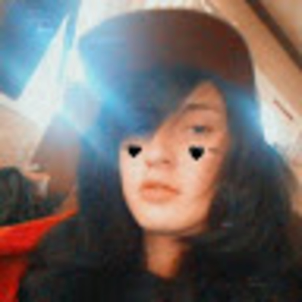 Meet your Posher, Evalyn